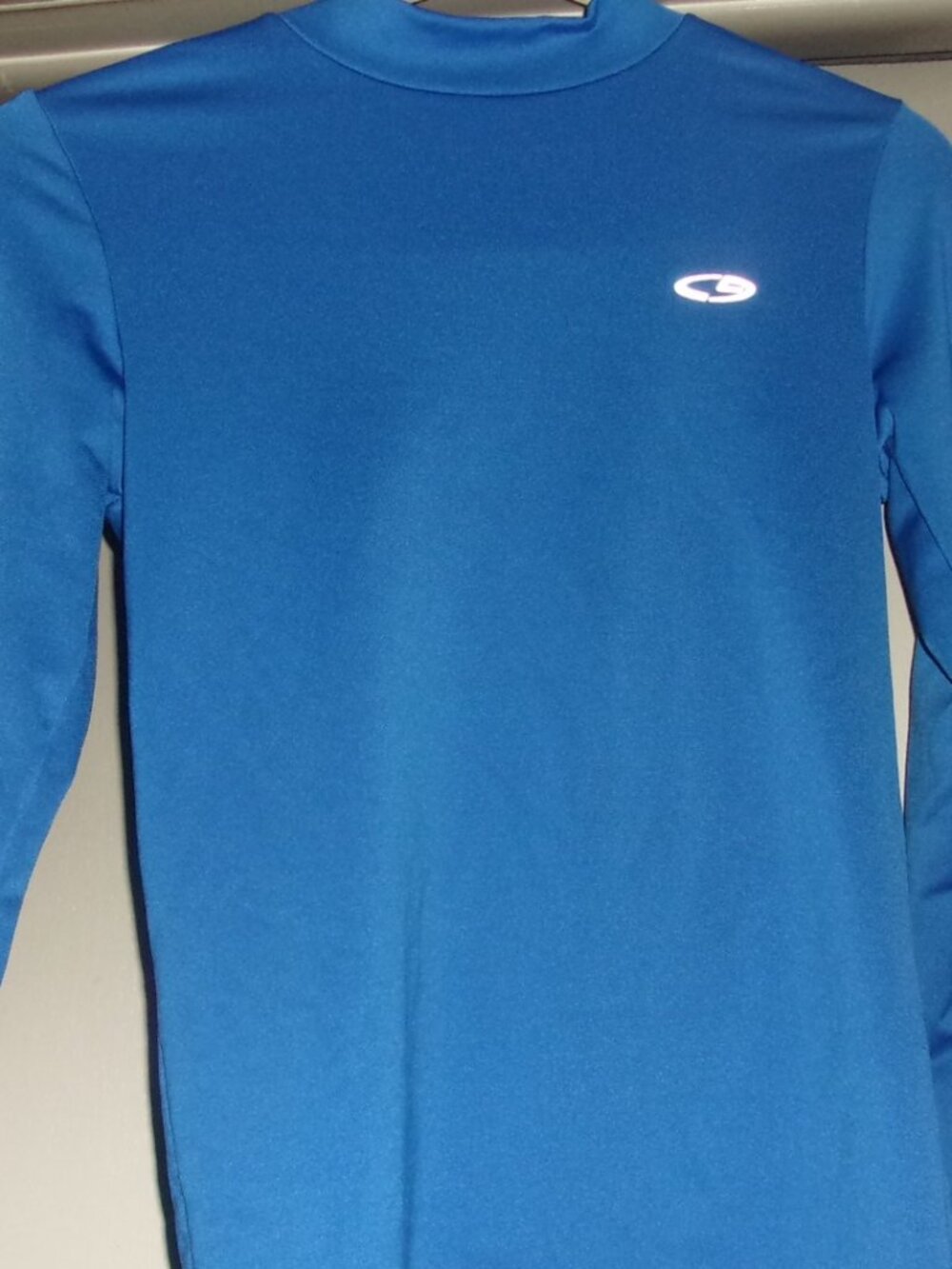 TWO Everlast Sport Athletic Shirts Youth Large ( 10 -12 )
